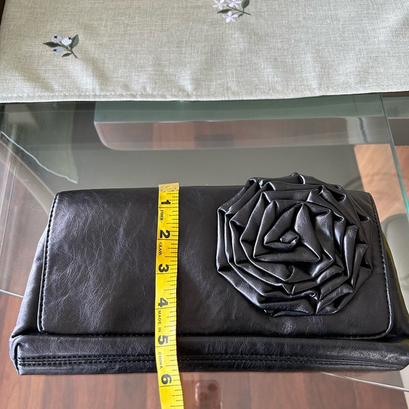 Barneys New York black leather clutch - Picture 3 of 7